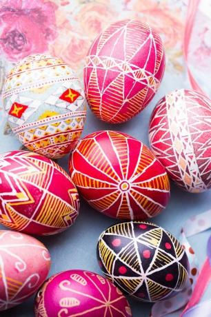 skaista Lieldienu ola Pysanka roku darbs - ukrainian traditional'n