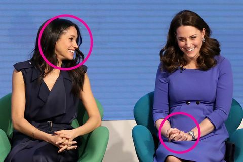 meghan markle un Kate middleton smejoties