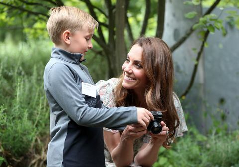 Kembridžas hercogiene pievienojas fotografēšanas darbnīcai ar darbību bērniem