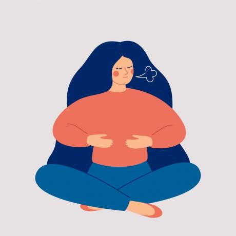 sieviete veic elpošanas vingrinājumus, meitene sēž uz grīdas lotosa pozā un dziļi ieelpo elpošanas sistēmu pēc slimības veselības un labsajūtas koncepcija
