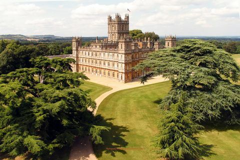 Airbnb x Highclere pils, Downton Abbey mājas