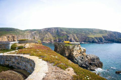 Fort Clonque Exteriors - skats - Landmark Trust