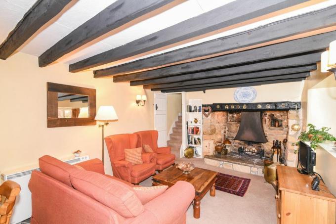 Tythe Barn Cottage, 42 Hidcote Road, Ebrington, Chipping Campden pārdošanai ar RA Bennett un partneriem